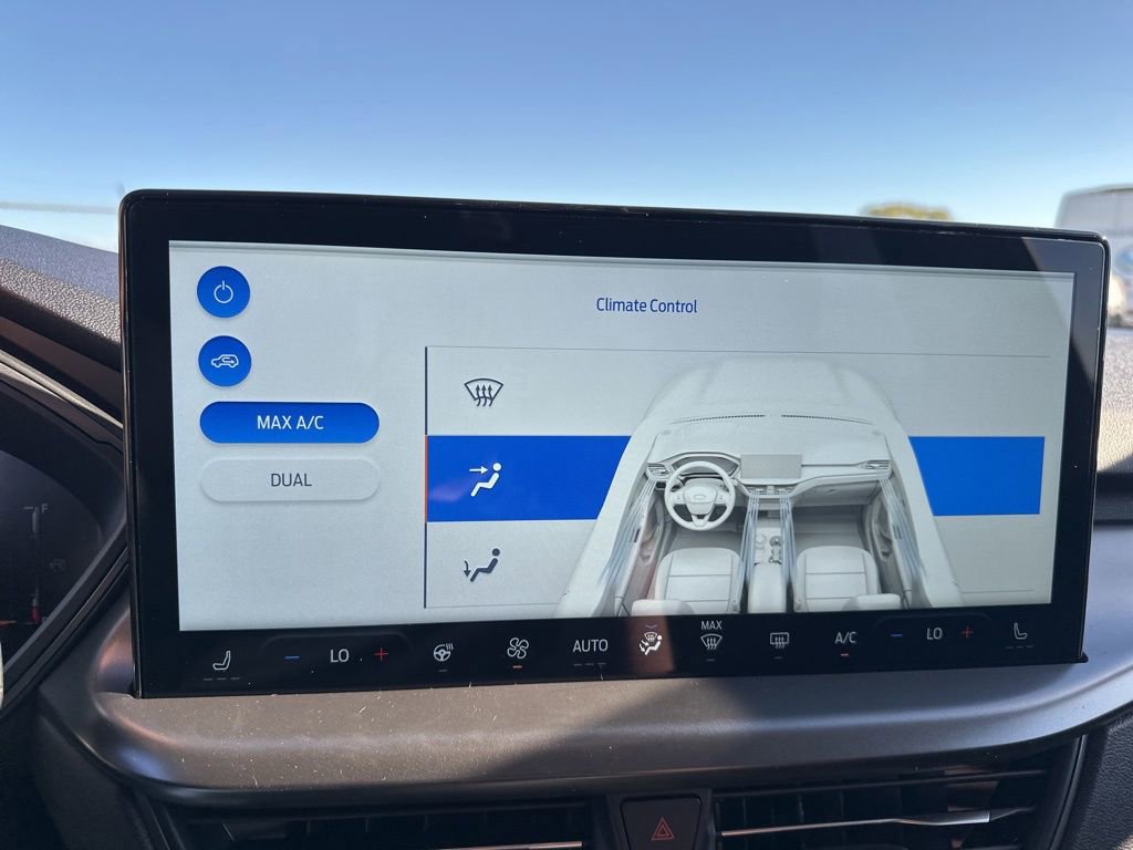 New 2026 Ford Escape SE image 24