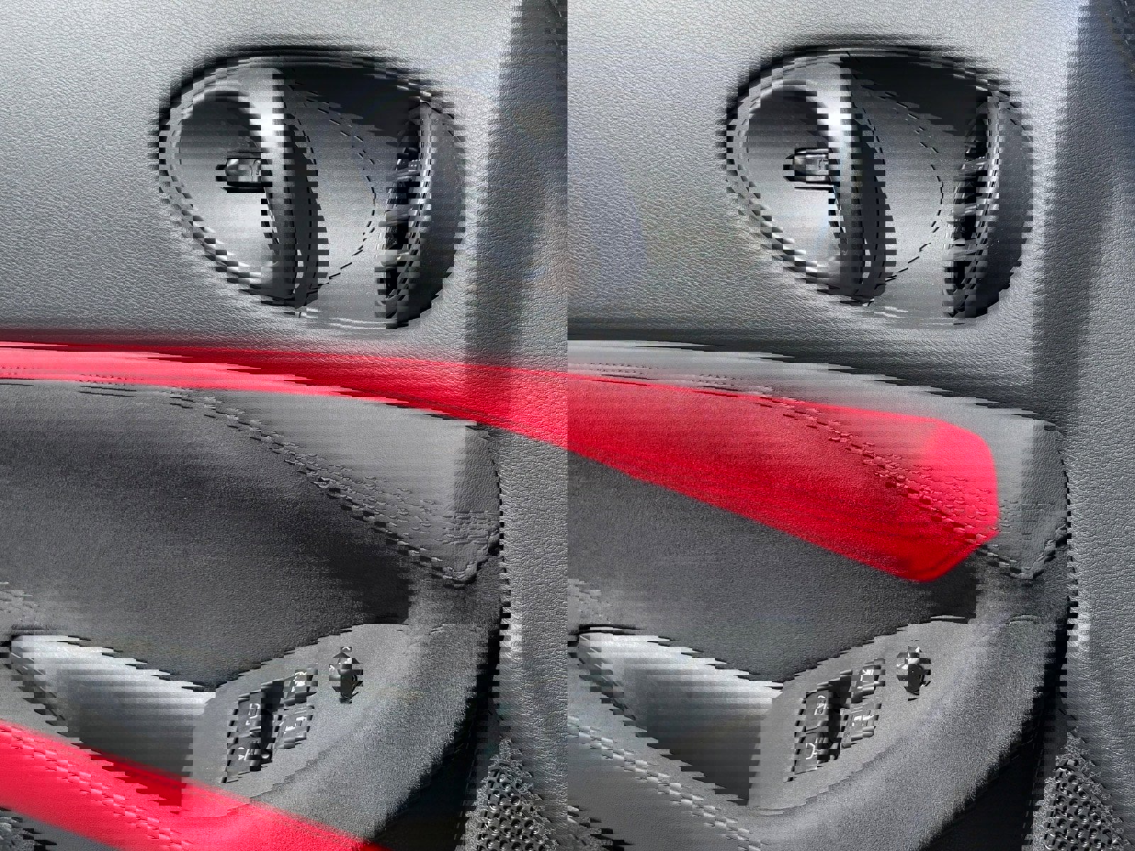 Certified 2024 Nissan Z Performance w/ Floor Mat Package image 14