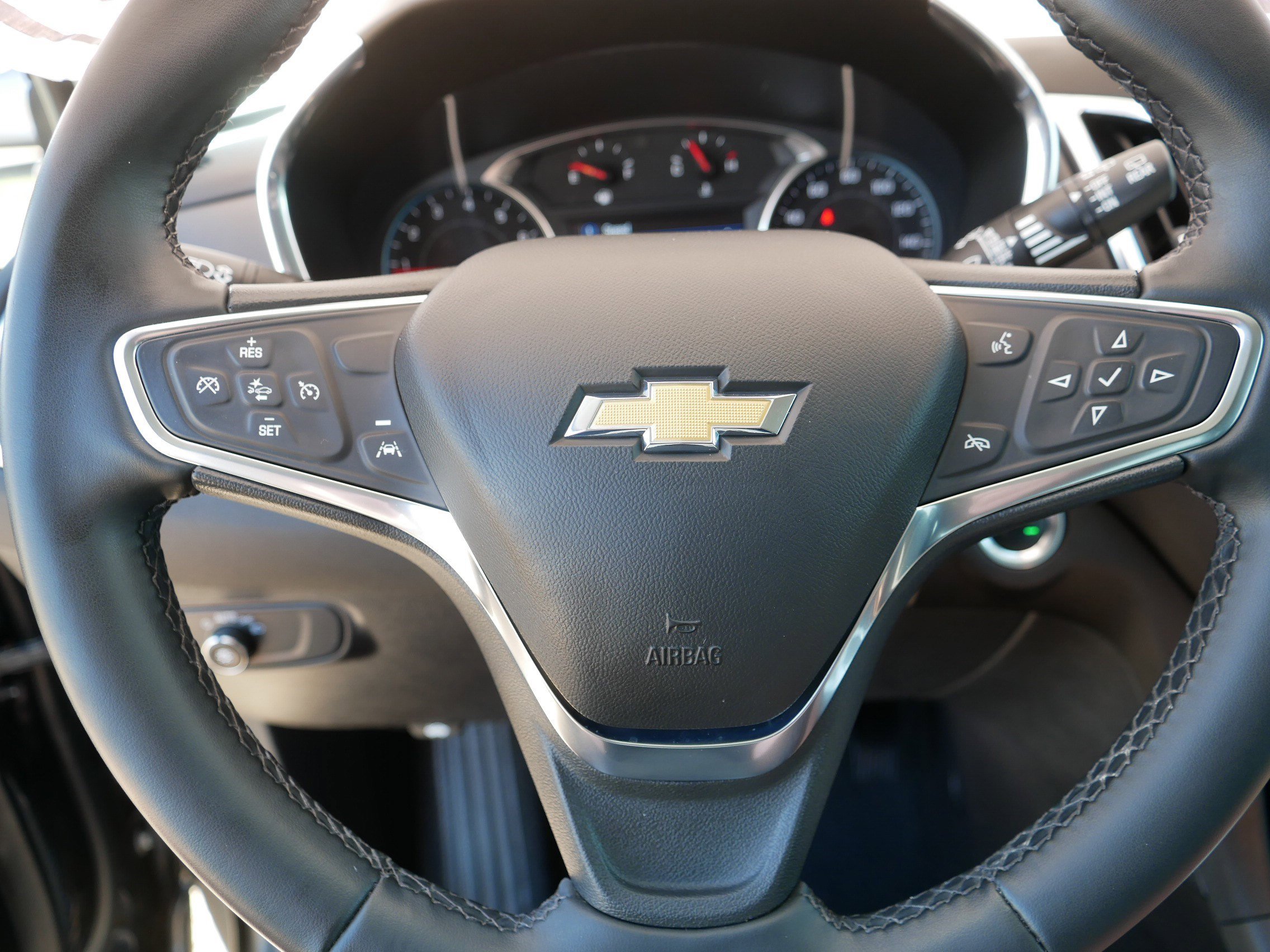 Used 2024 Chevrolet Equinox LT w/ LPO, Floor Liner Package AWD/4WD image 25