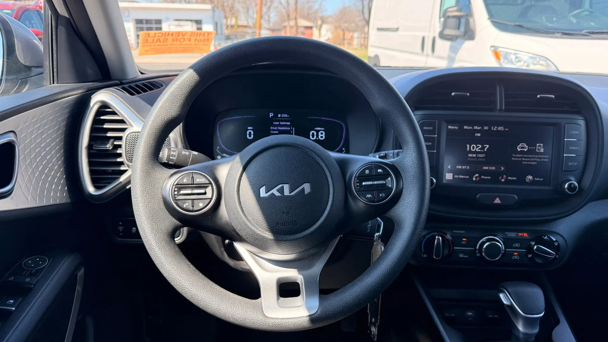 Used 2025 Kia Soul LX w/ LX Technology Package image 18