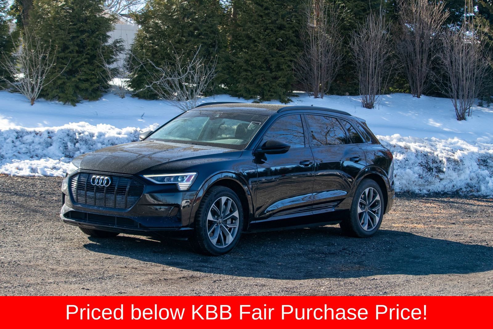 Used 2021 Audi e-tron Premium Plus w/ Premium Plus Package image 1