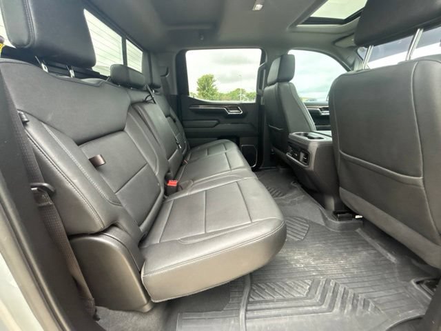 Used 2024 Chevrolet Silverado 1500 LT Trail Boss w/ LT Trail Boss Premium Package AWD/4WD image 30