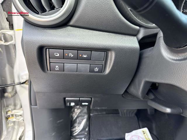 New 2025 Nissan Versa S w/ S Plus Package FWD image 15