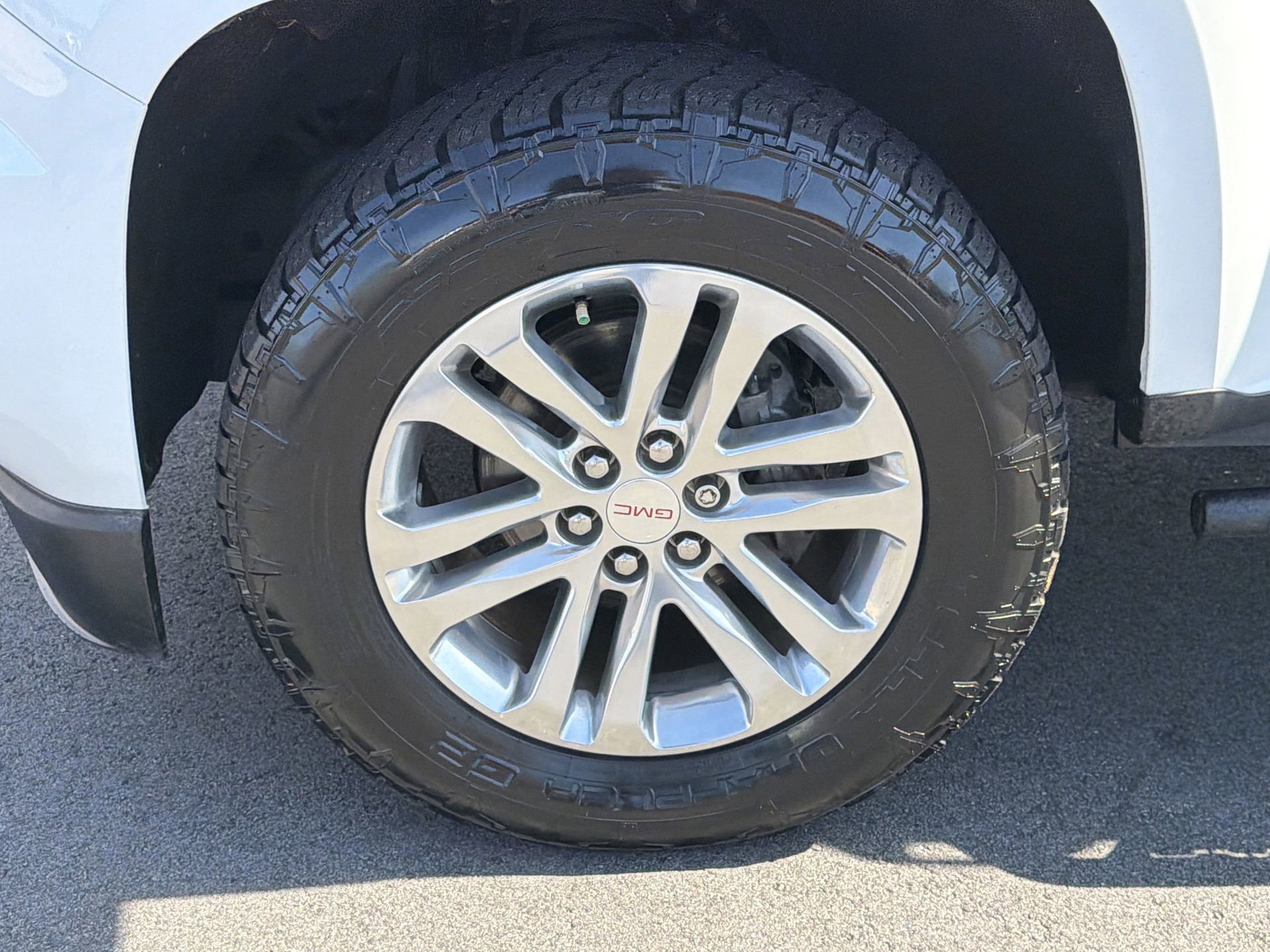 Used 2016 GMC Canyon SLT image 28