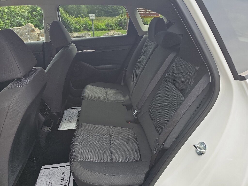 Used 2025 Kia Seltos LX AWD/4WD image 22