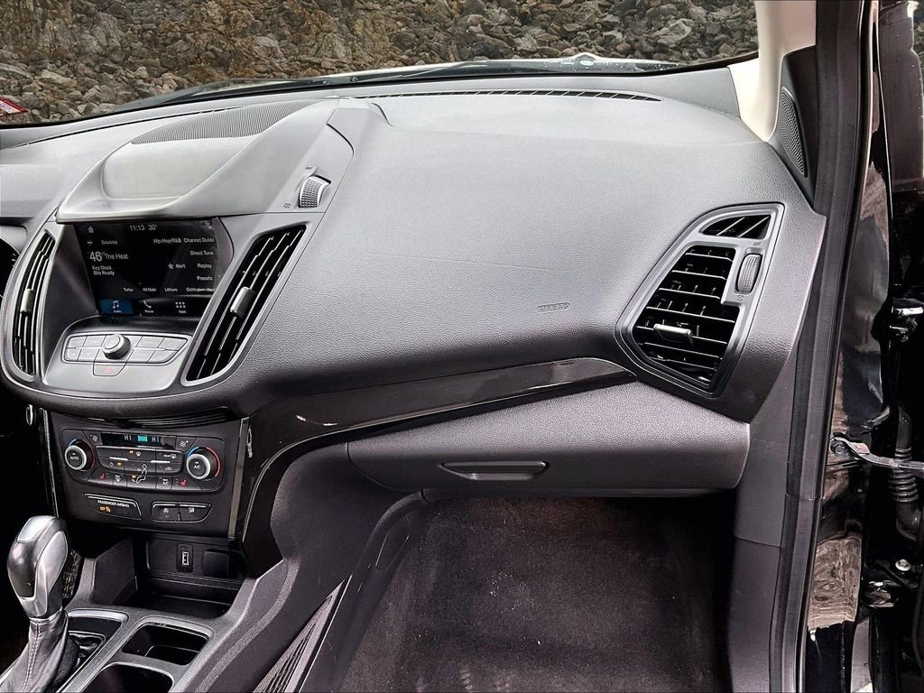 Used 2019 Ford Escape SEL image 15