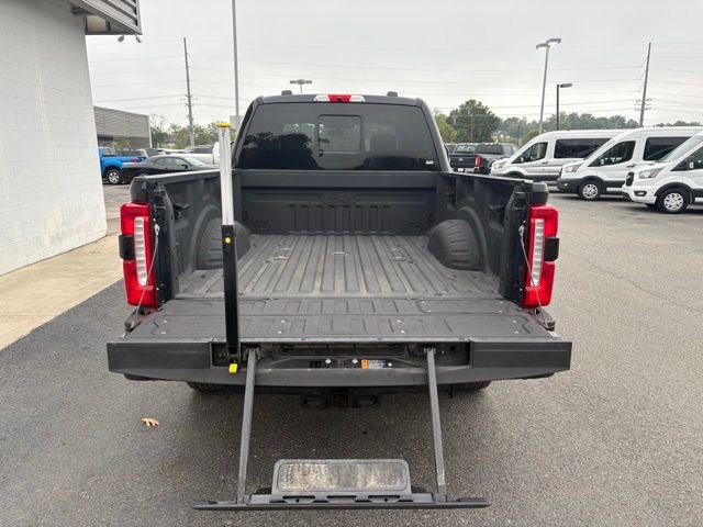 Used 2023 Ford F250 Lariat w/ Lariat Ultimate Package image 39