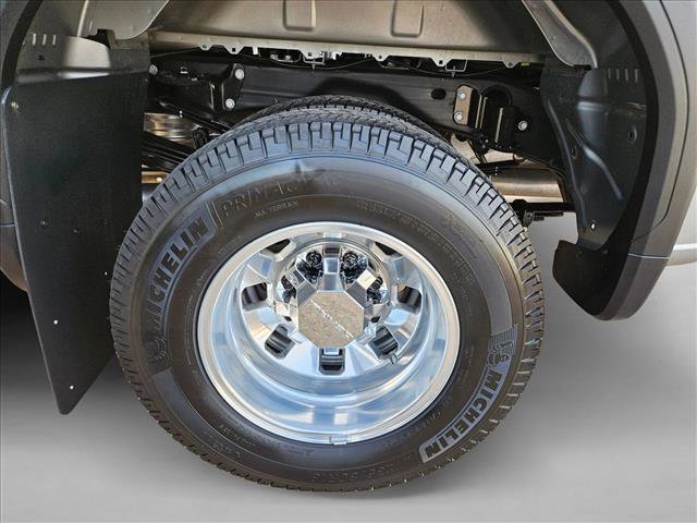 Used 2025 GMC Sierra 3500 Denali w/ Denali Reserve Package image 21