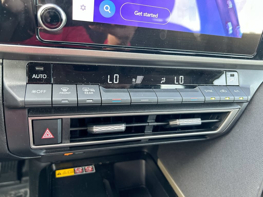 Used 2025 Toyota Camry LE FWD image 25