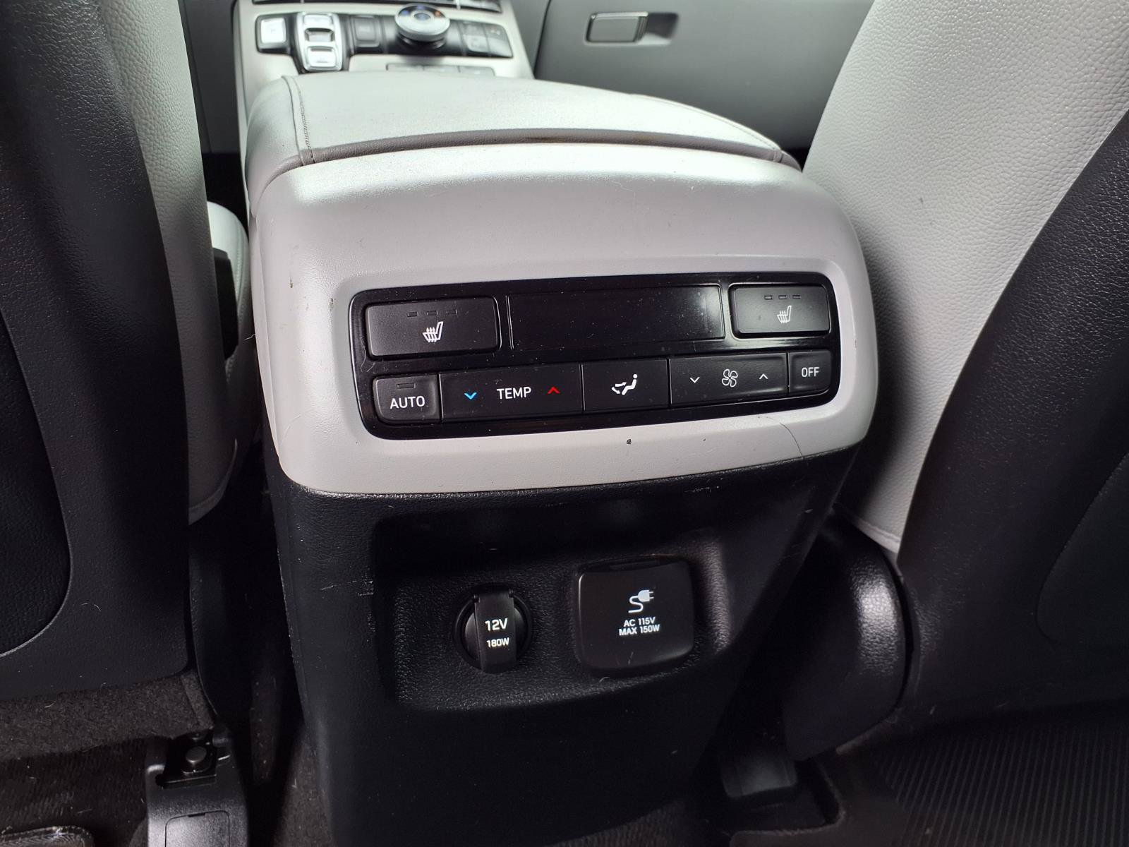 Used 2020 Hyundai Palisade SEL AWD/4WD image 18