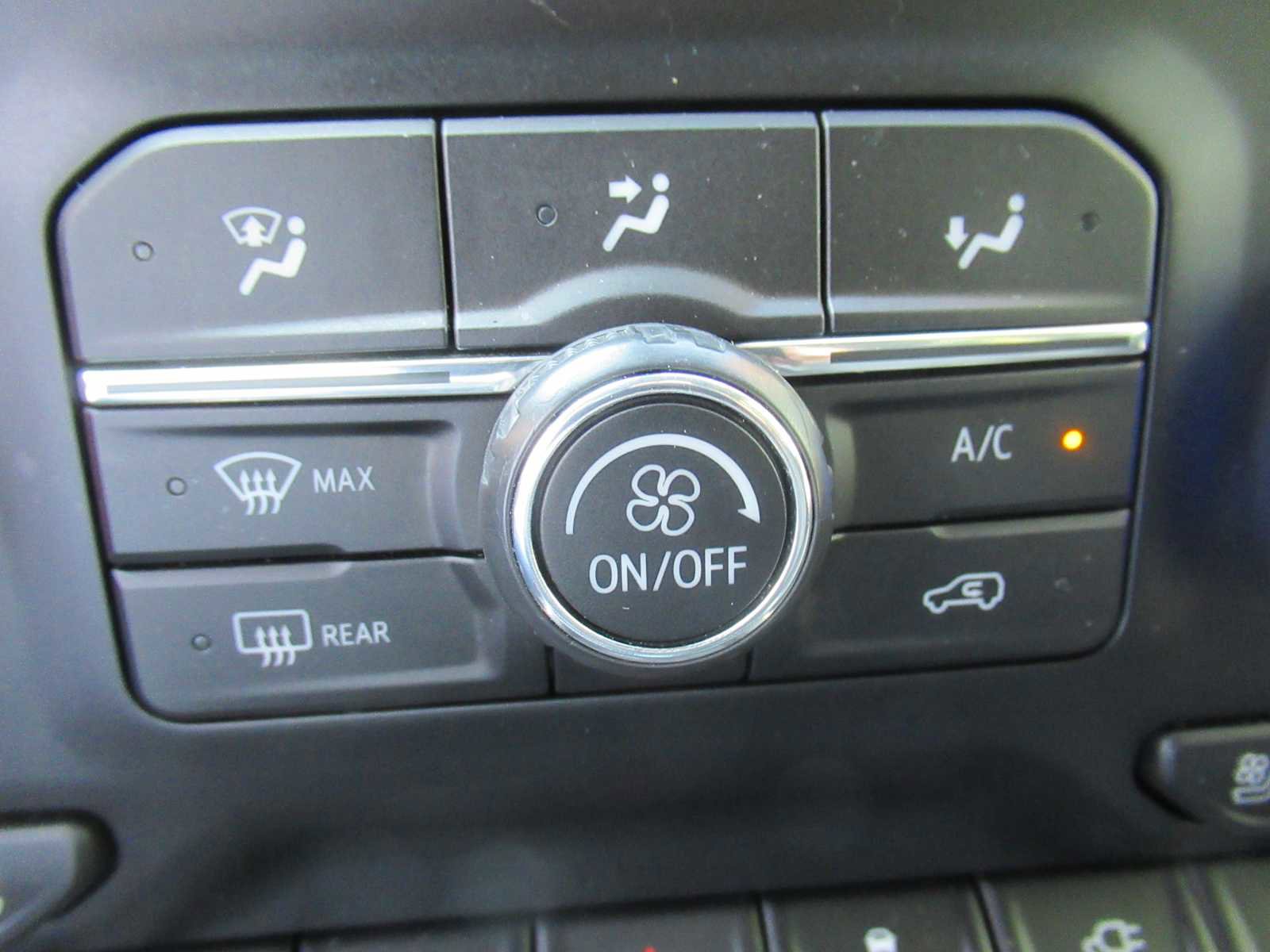 Used 2021 Chevrolet Silverado 1500 LTZ w/ LTZ Premium Package image 46