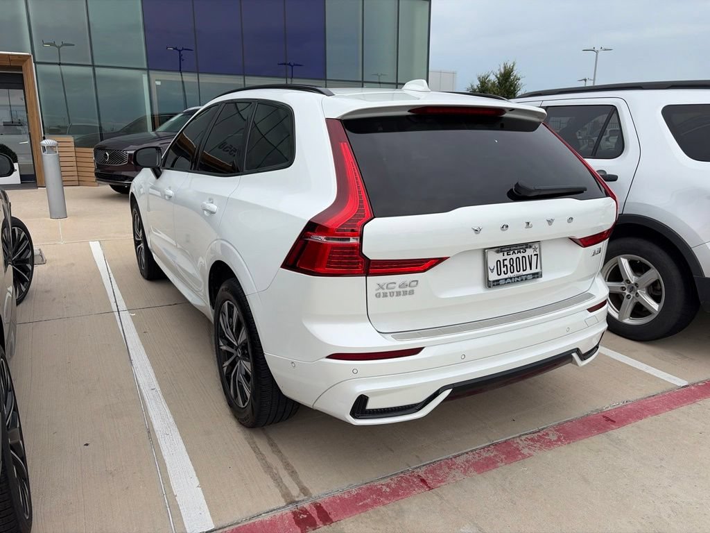 Used 2024 Volvo XC60 B5 Plus w/ Protection Package Premier AWD/4WD image 5