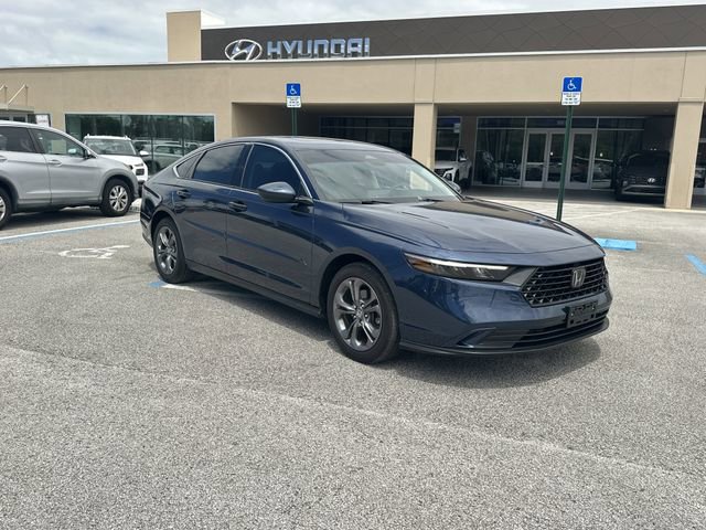 Used 2024 Honda Accord EX image 4