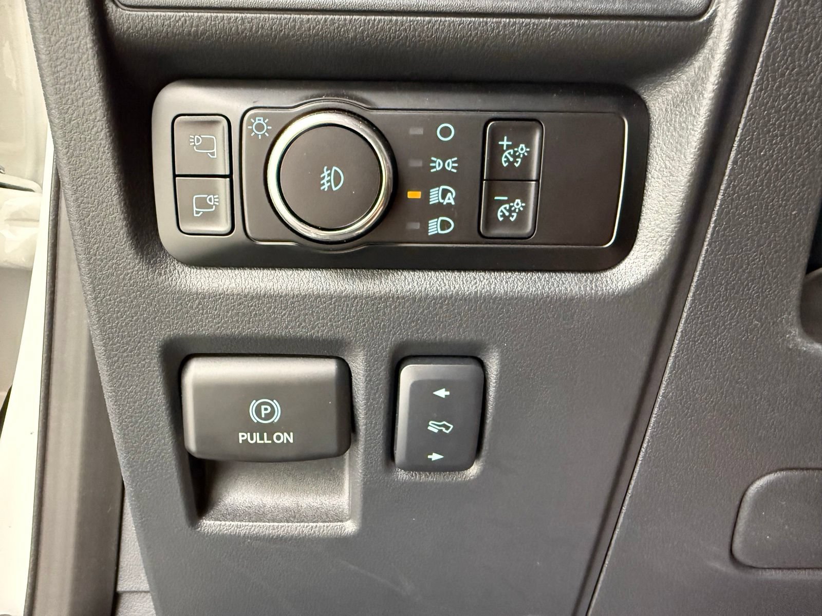 Used 2024 Ford Expedition Max Platinum AWD/4WD image 24