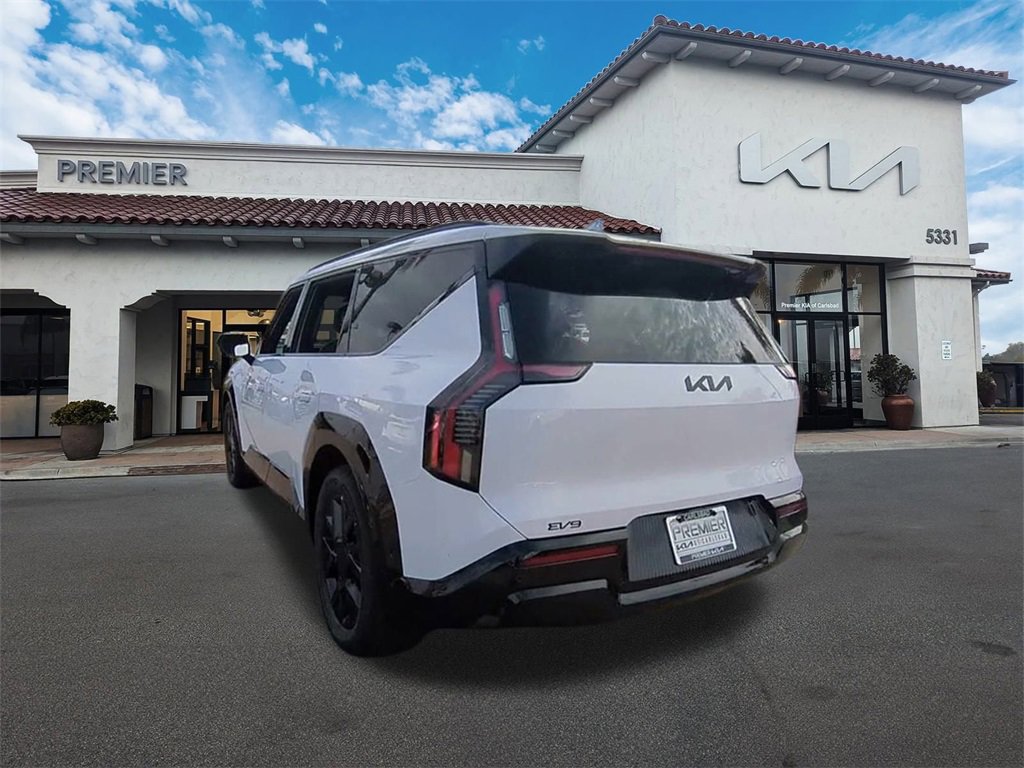 New 2026 Kia EV9 Land w/ Nightfall Edition Package image 6