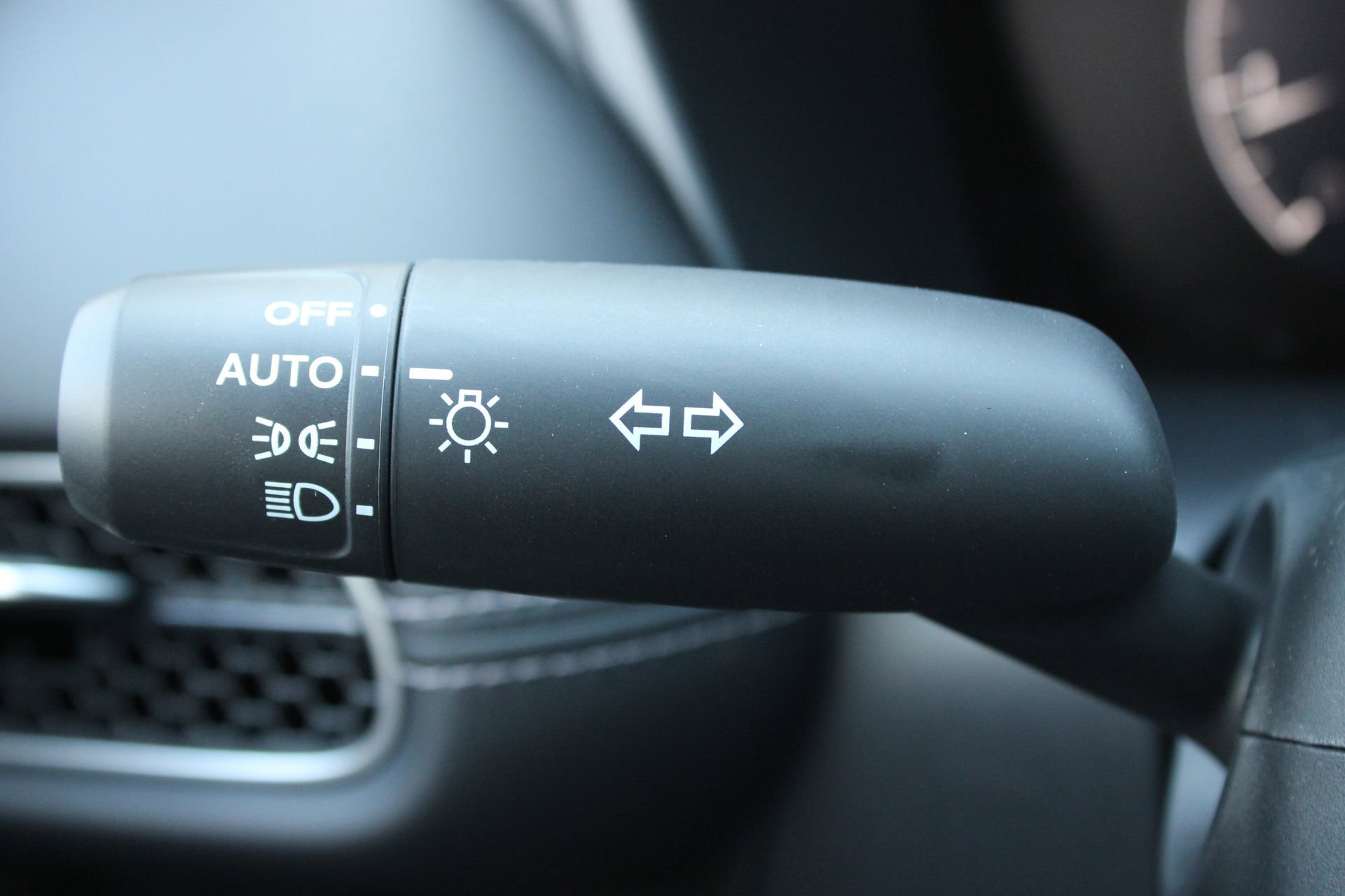 New 2026 Honda HR-V EX-L image 29