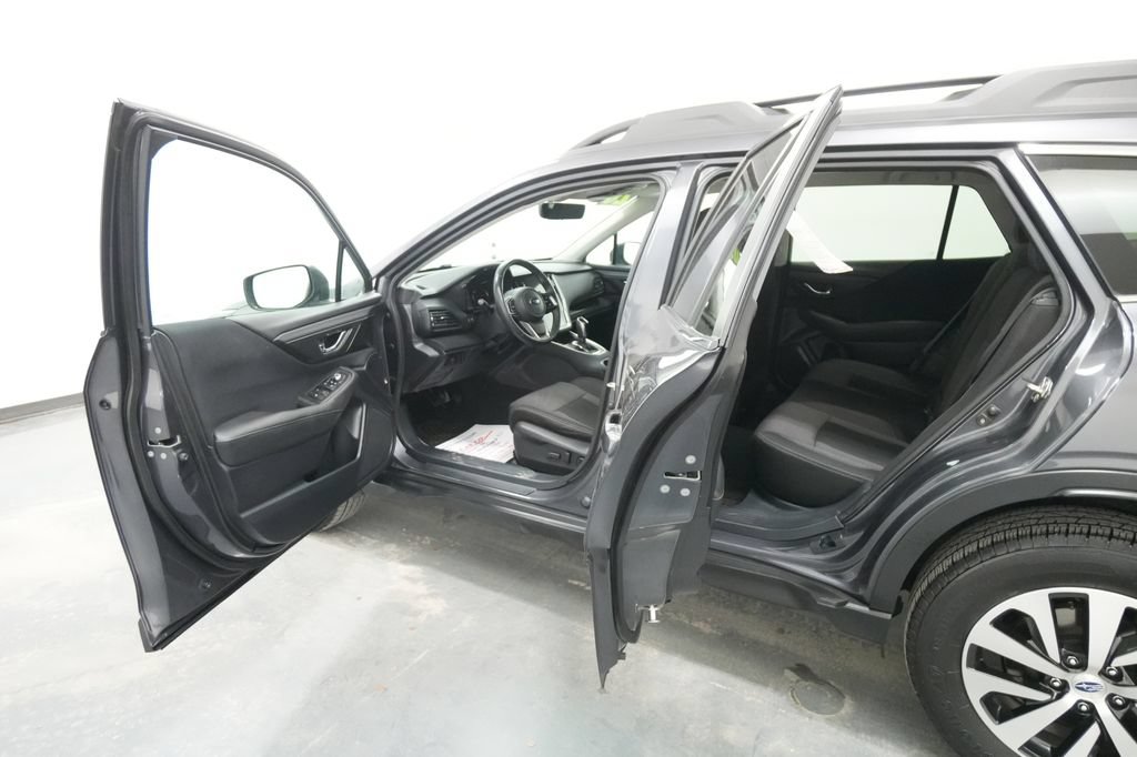 Used 2020 Subaru Outback Premium AWD/4WD image 19