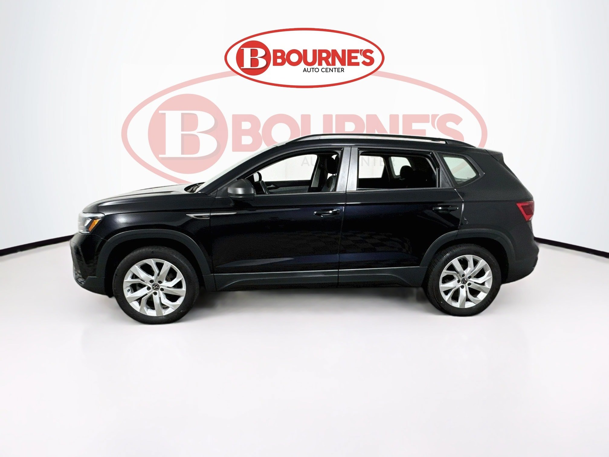 Used 2023 Volkswagen Taos S w/ Driver Assistance Package AWD/4WD image 7