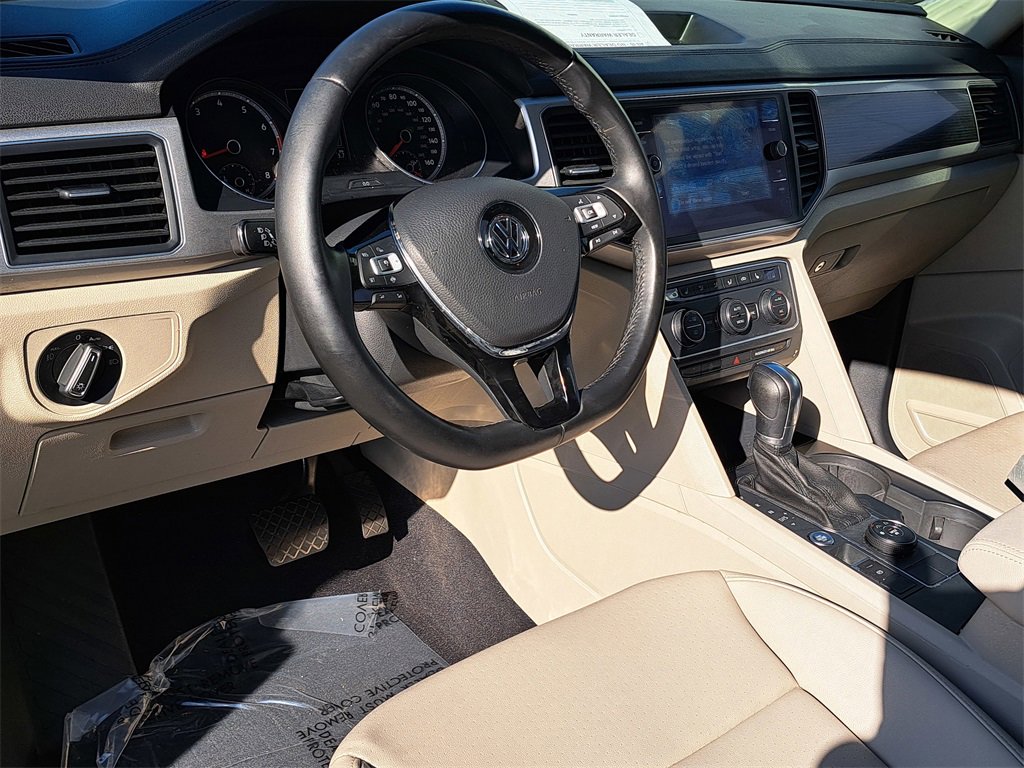 Used 2019 Volkswagen Atlas SE w/ Towing Package image 5