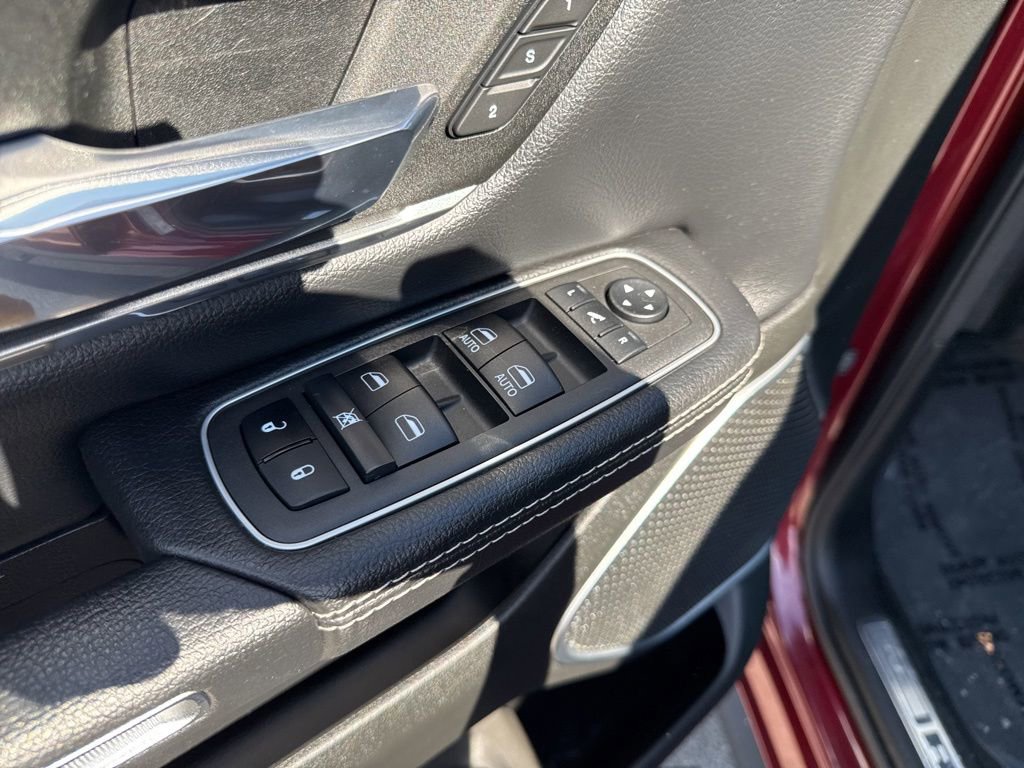 Used 2022 RAM 1500 Laramie w/ Sport Appearance Package AWD/4WD image 19