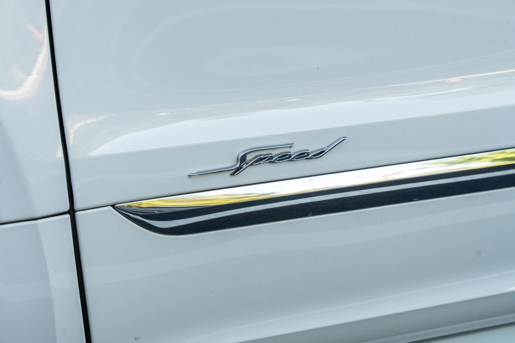Used 2021 Bentley Bentayga Speed AWD/4WD image 28
