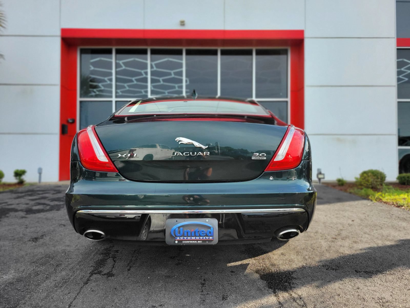 Used 2017 Jaguar XJ L Portfolio AWD/4WD image 5