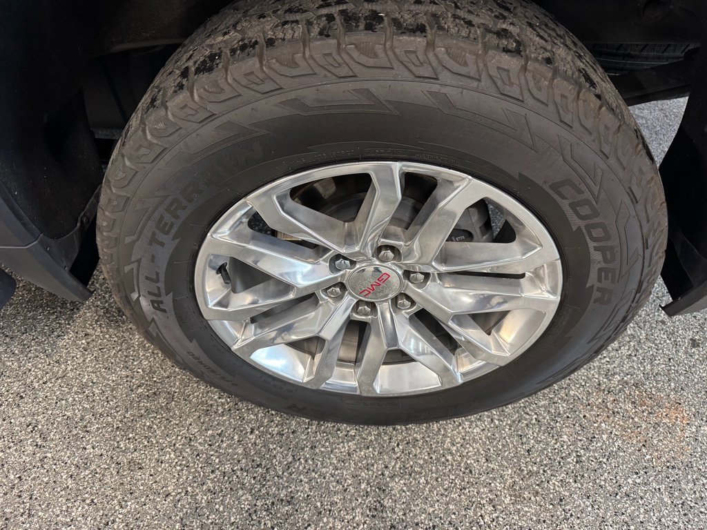 Used 2020 GMC Sierra 1500 SLT w/ SLT Premium Package image 14