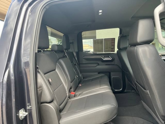 Used 2025 GMC Sierra 1500 SLT AWD/4WD image 14