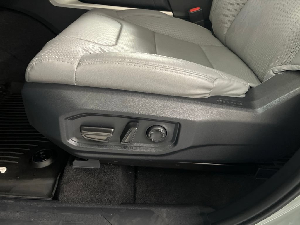 Used 2024 Toyota Tundra SR5 w/ SR5 Premium Package AWD/4WD image 56