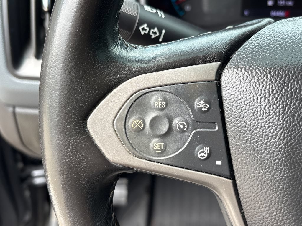 Used 2022 Chevrolet Colorado Z71 w/ Safety Package RWD image 17