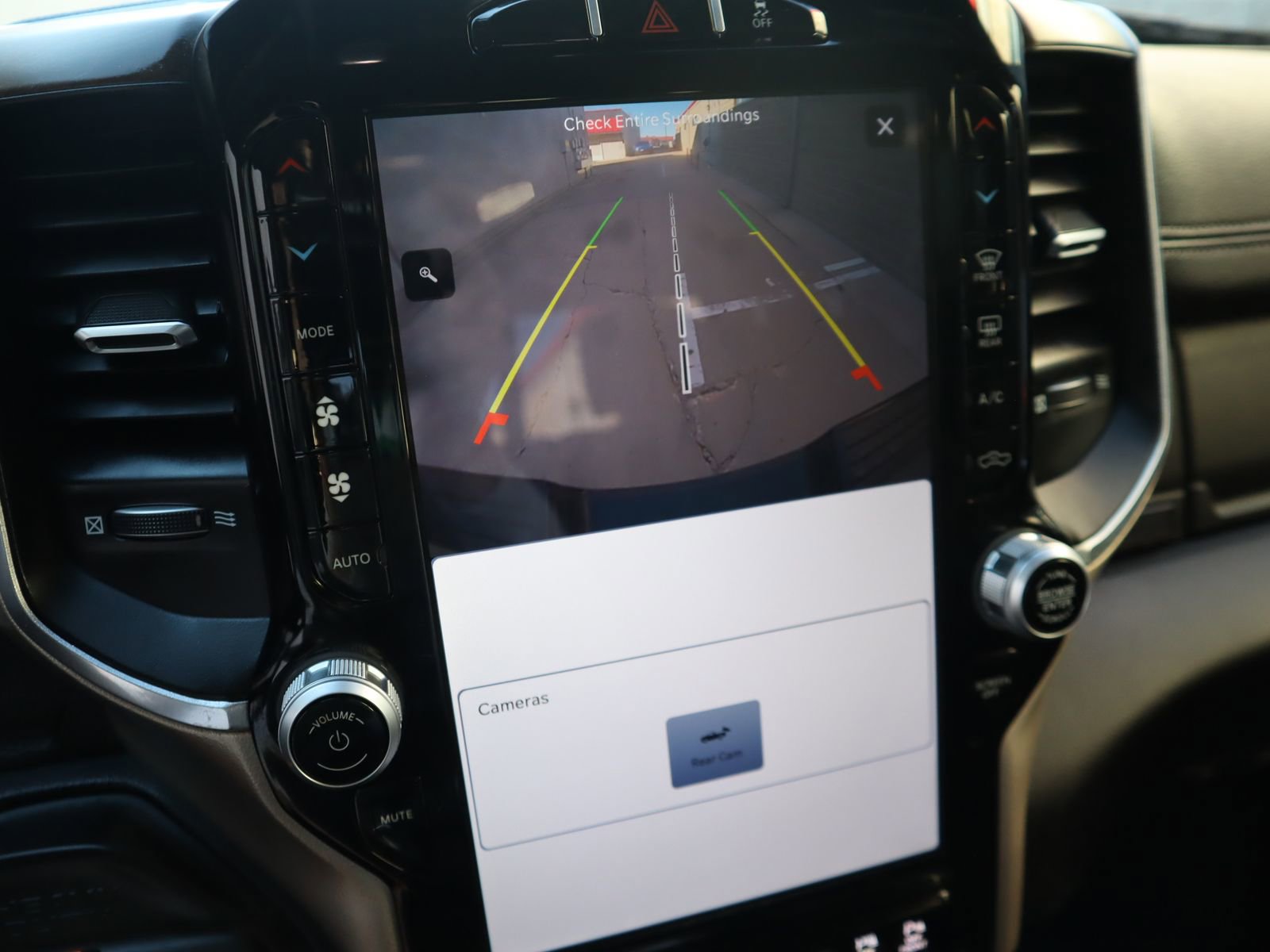 Used 2024 RAM 2500 Laramie image 49