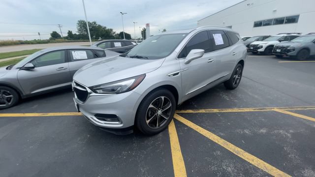Used 2020 Buick Enclave Essence w/ Sound and Sites Package AWD/4WD image 6
