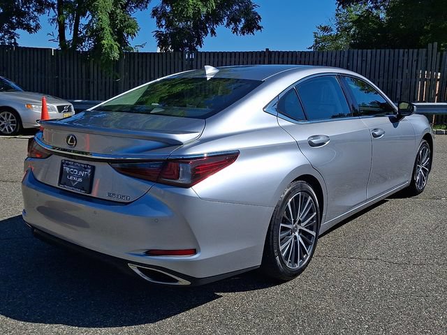 Certified 2024 Lexus ES 350 w/ Premium Package FWD image 6