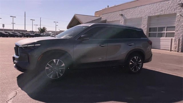 Used 2023 INFINITI QX60 Luxe image 6