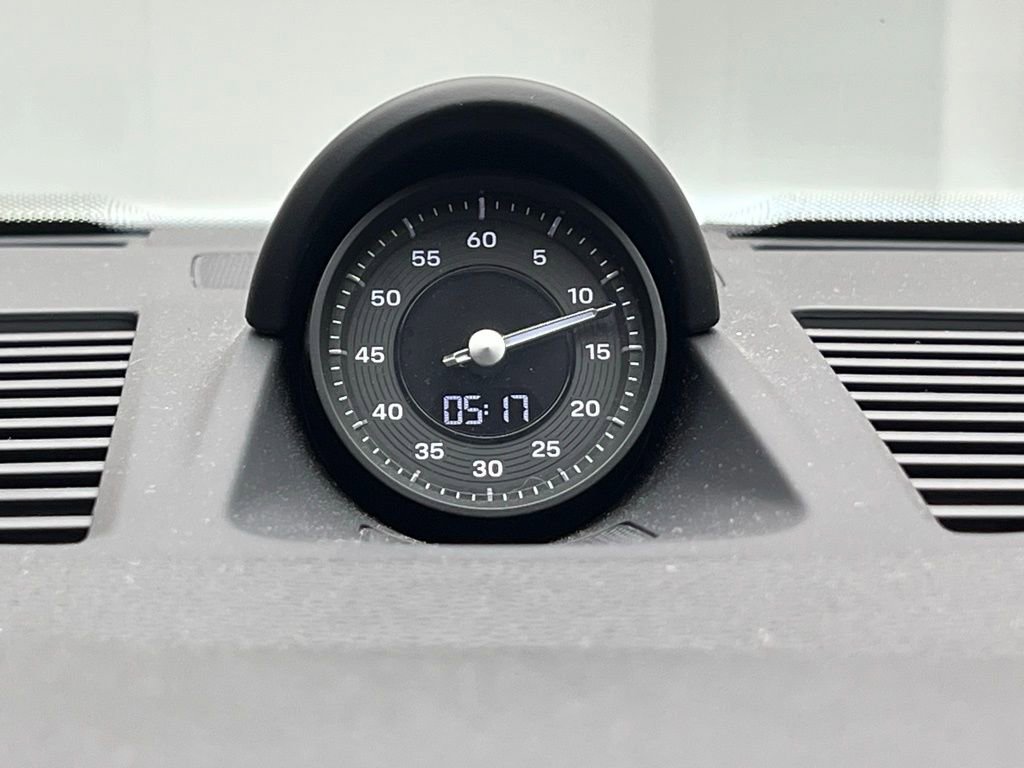 Used 2023 Porsche 911 Carrera image 13