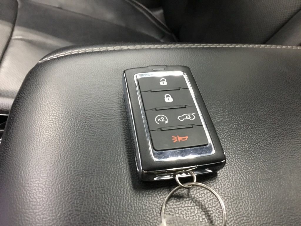 Used 2022 Jeep Grand Cherokee L Limited w/ Luxury Tech Group II AWD/4WD image 11