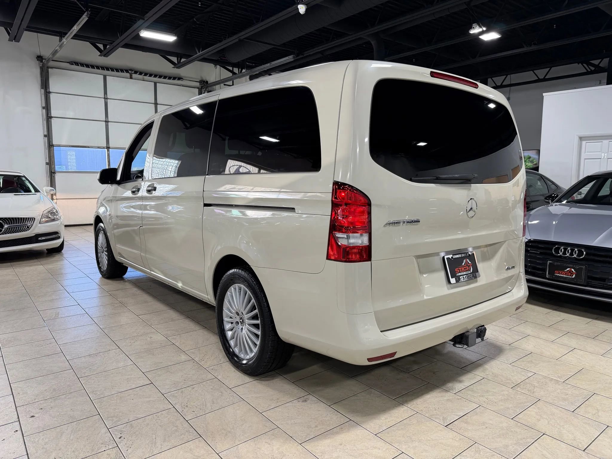 Used 2019 Mercedes-Benz Metris Passenger image 11