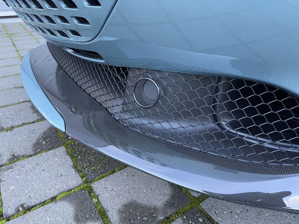 Certified 2024 Ferrari Roma Spider RWD image 36