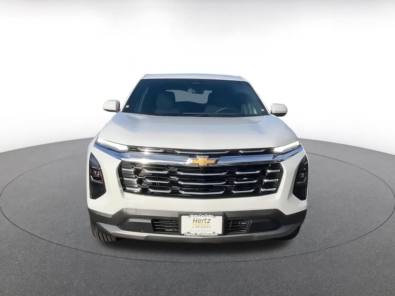 Used 2025 Chevrolet Equinox LT image 4