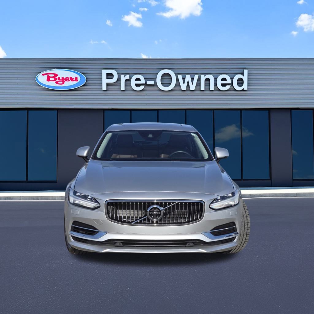 Used 2020 Volvo S90 T8 Inscription image 2