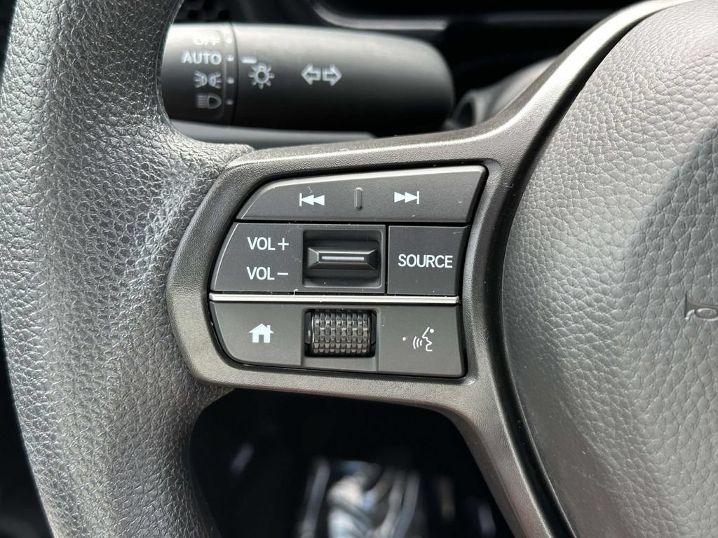 Certified 2025 Honda CR-V EX image 19