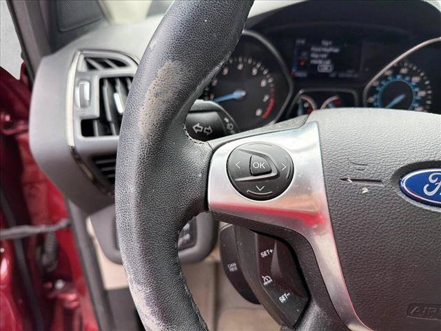 Used 2014 Ford Escape Titanium w/ Equipment Group 401A AWD/4WD image 14