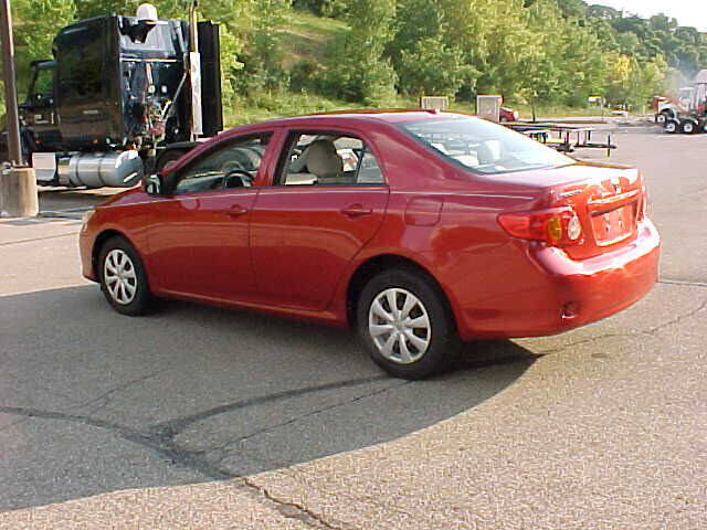 Used 2009 Toyota Corolla LE w/ All Weather Guard Pkg image 7