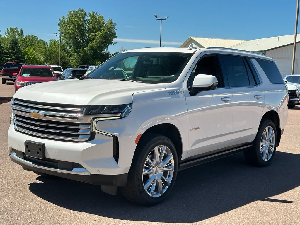 Used 2021 Chevrolet Tahoe High Country w/ Premium Package AWD/4WD image 4
