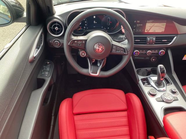 New 2025 Alfa Romeo Giulia AWD image 44