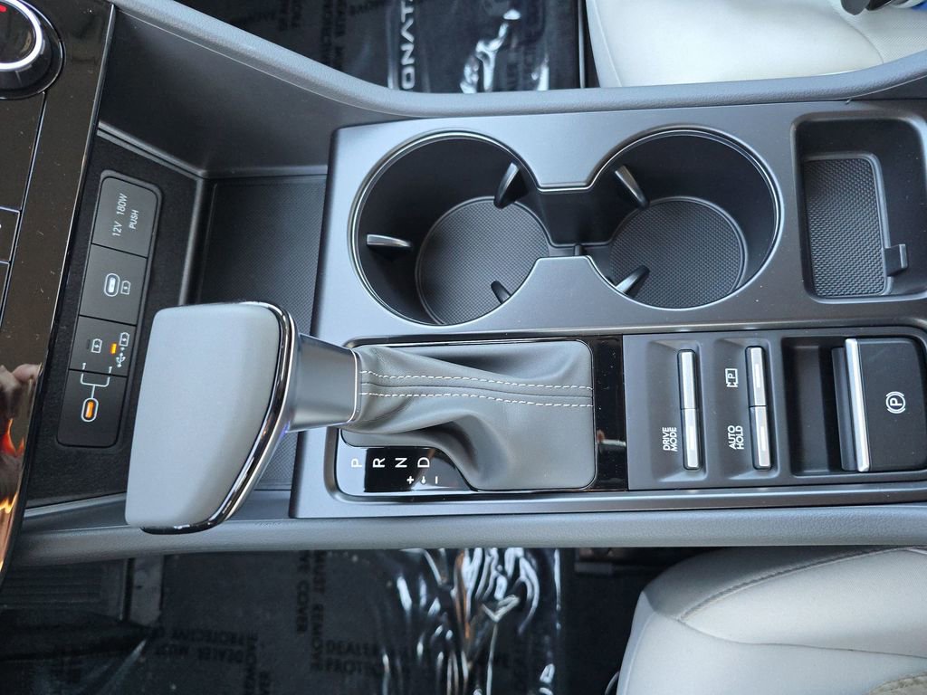 Used 2025 Hyundai Sonata SE image 19