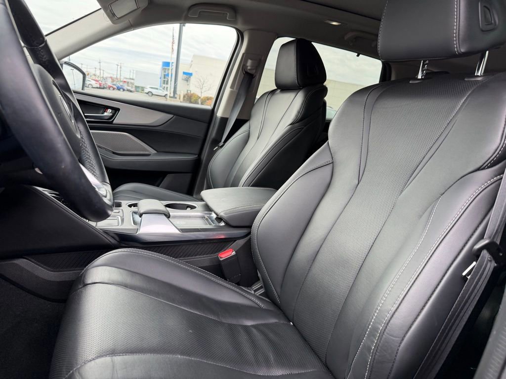Used 2023 Acura MDX SH-AWD w/ Technology Package image 11
