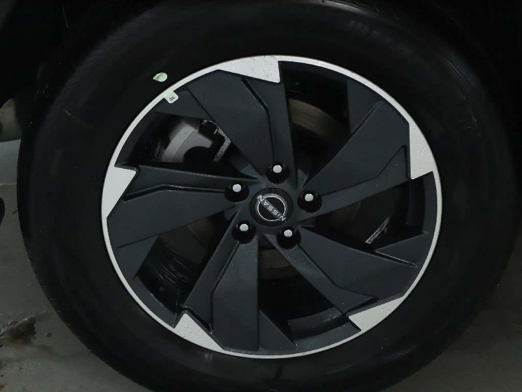 Certified 2026 Nissan Rogue SV image 12