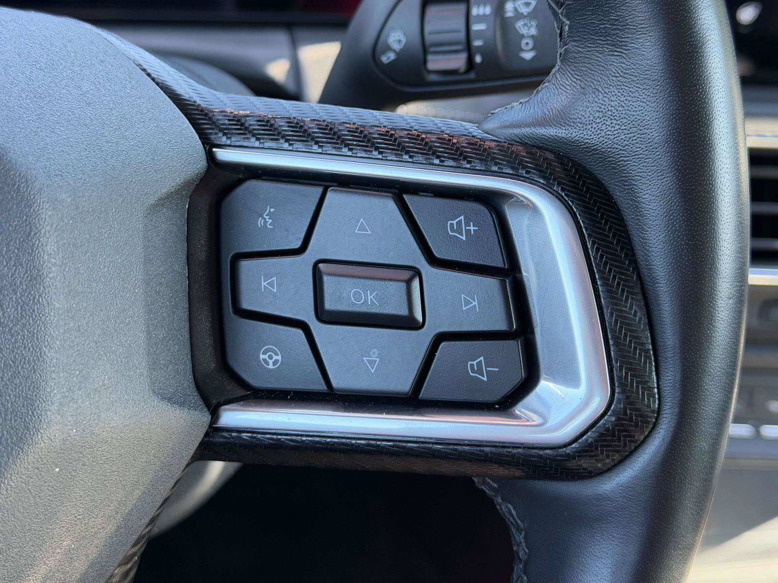 Used 2025 Ford Mustang Premium RWD image 16