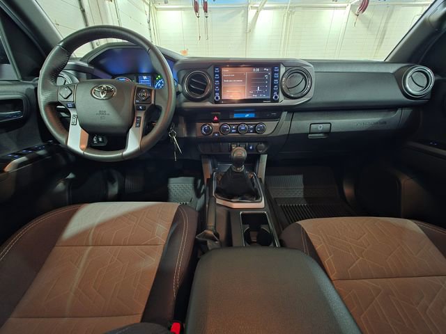 Used 2021 Toyota Tacoma TRD Off-Road AWD/4WD image 14